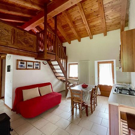 Abri Vigneroisa Appartamento Miserin Champorcher Exterior foto